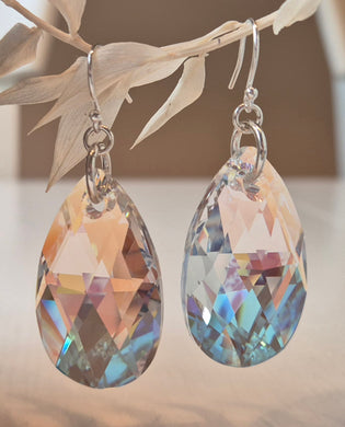 Korvakorut Swarovskin kristalleilla