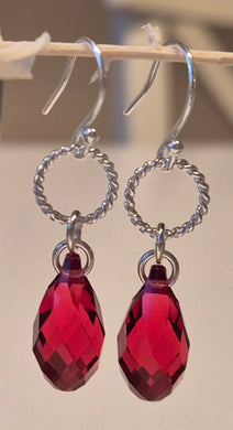 Korvakorut Swarovskin kristalleilla