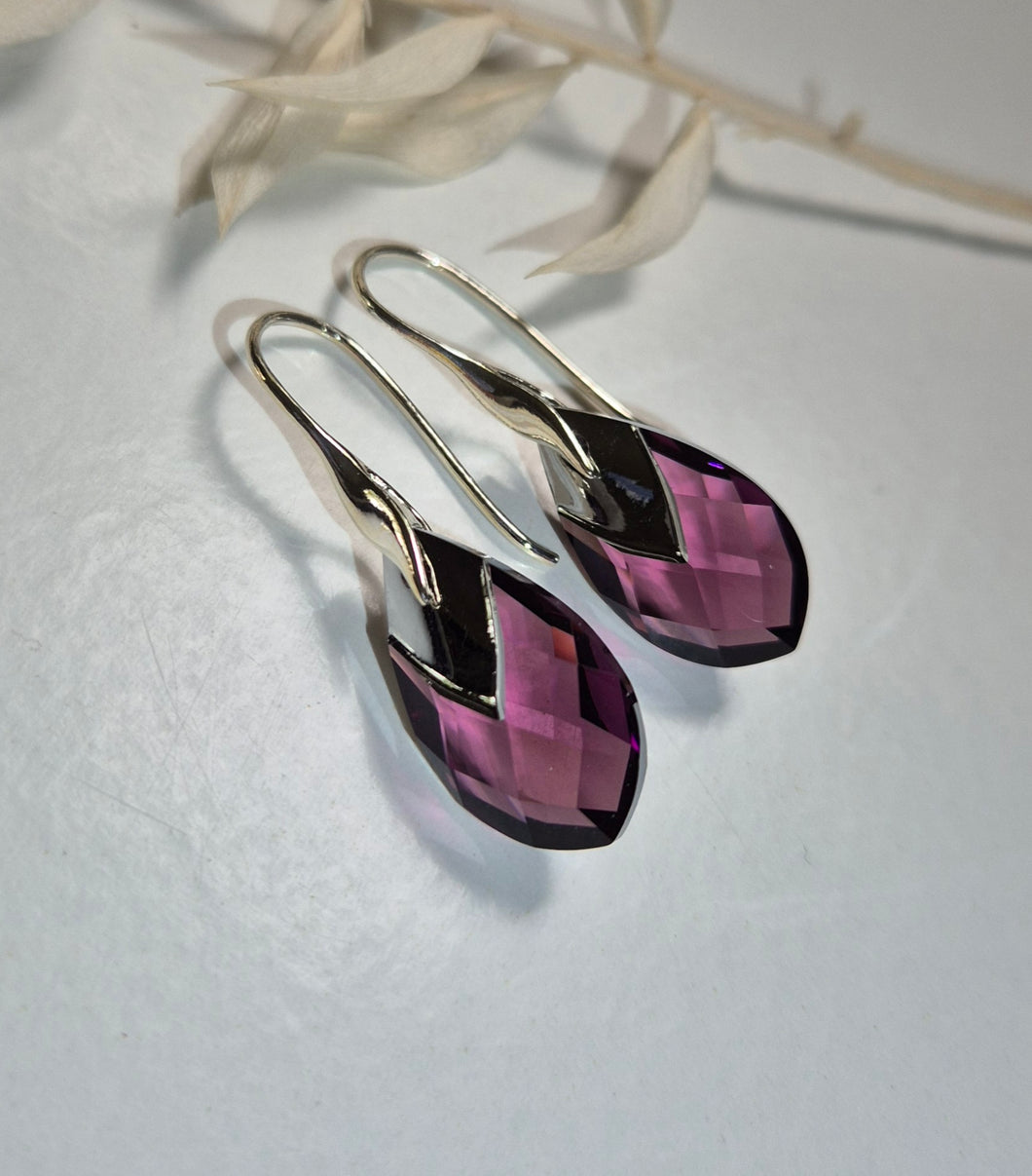 Korvakorut Swarovskin kristalleilla