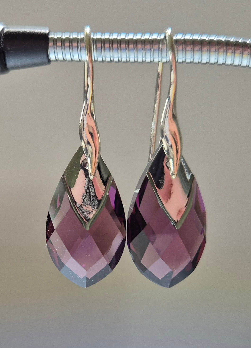 Korvakorut Swarovskin kristalleilla