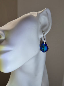 Korvakorut Swarovskin kristalleilla