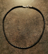Punottu nahkanauha