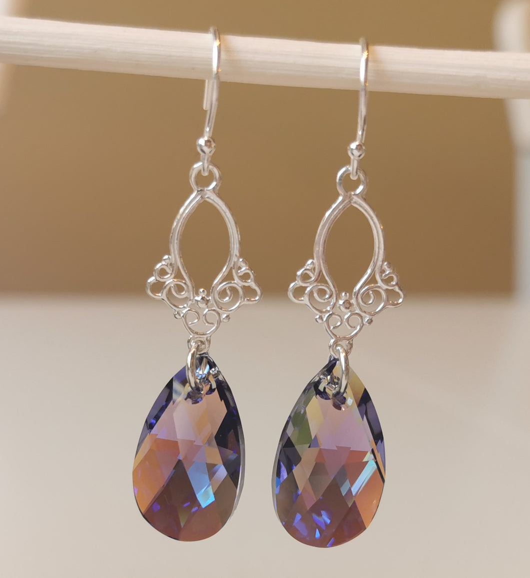 Korvakorut Swarovskin kristalleilla